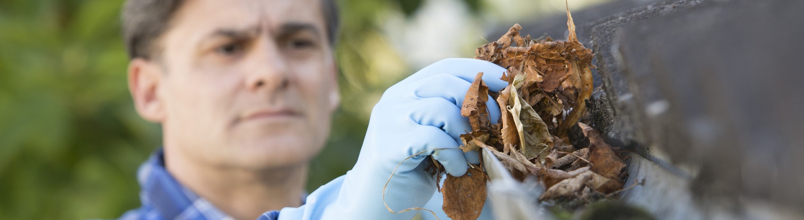 – gutter clean image – Early Fall Gutter Cleaning? Absolutely! | 2-10 Blog