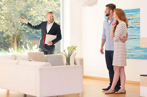 – iStock 855390056 – 8 Ways Real Estate Agents Can Unexpectedly Wow Homebuyers